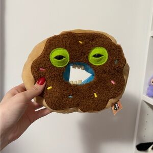 ZURU Fuggler x Fuggalicious Donut plush toy